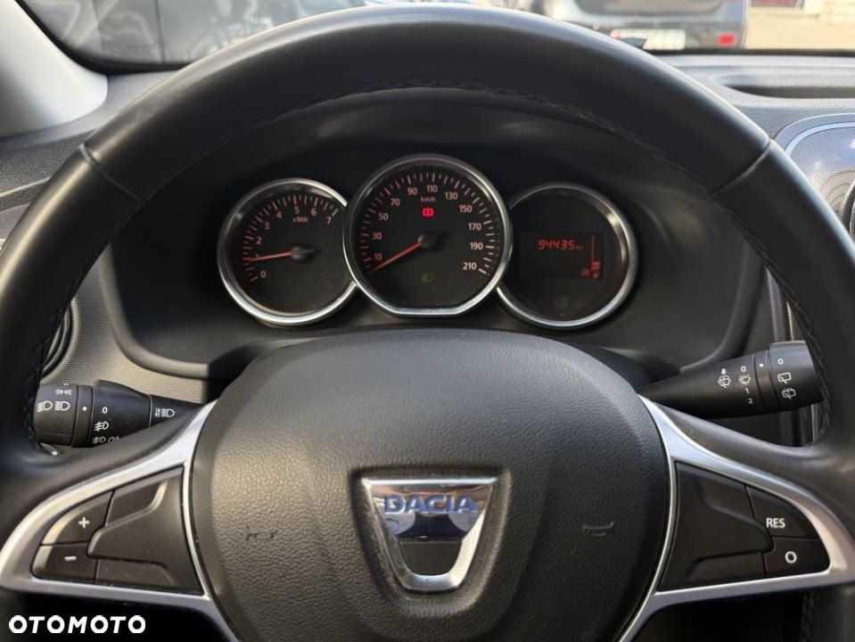 Dacia Sandero - 9