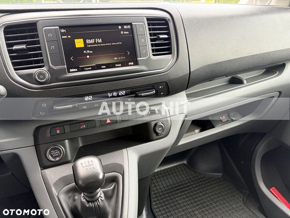 Opel Vivaro - 8