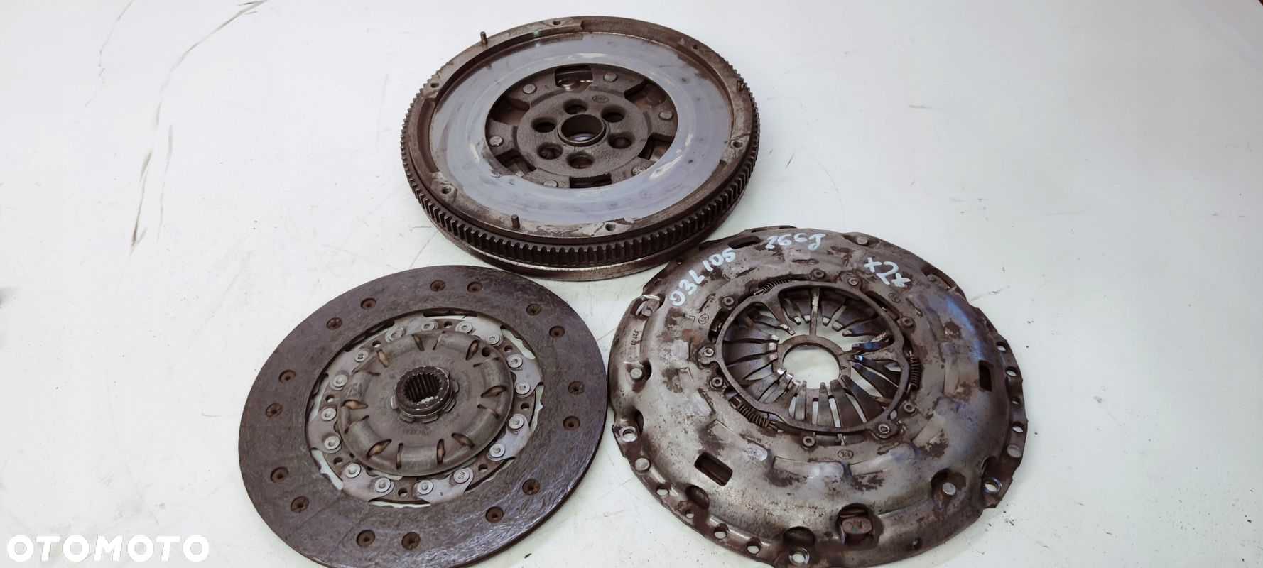 SPRZĘGŁO KOŁO DWUMAS AUDI VW 2.0 TDI 03L105266J *2 - 3
