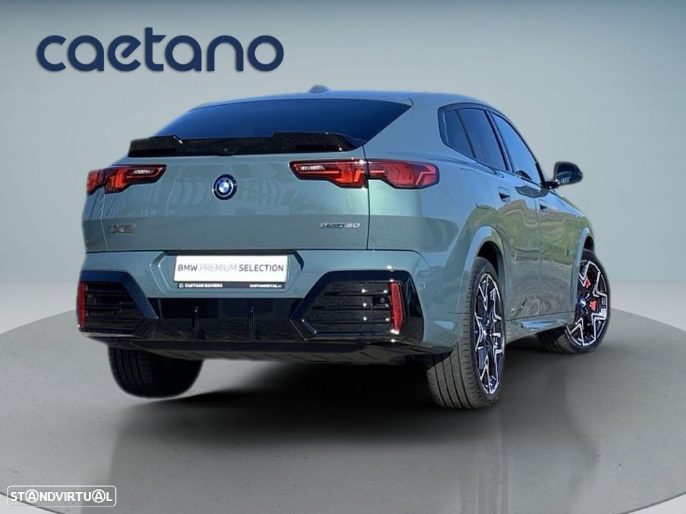 BMW iX2 eDrive20 Pack Desportivo M Pro - 2