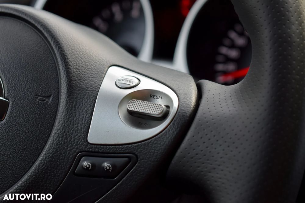 Nissan Juke 1.2L DIG-T Start/Stop N-Connecta - 30