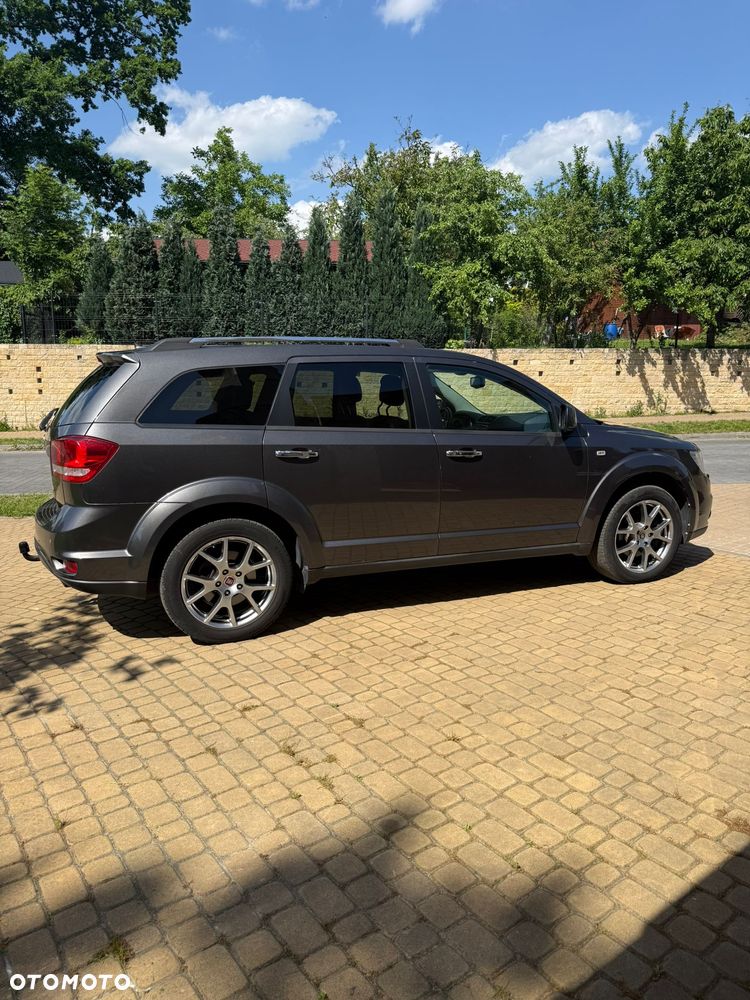 Fiat Freemont 2.0 Multijet Lounge AWD - 4