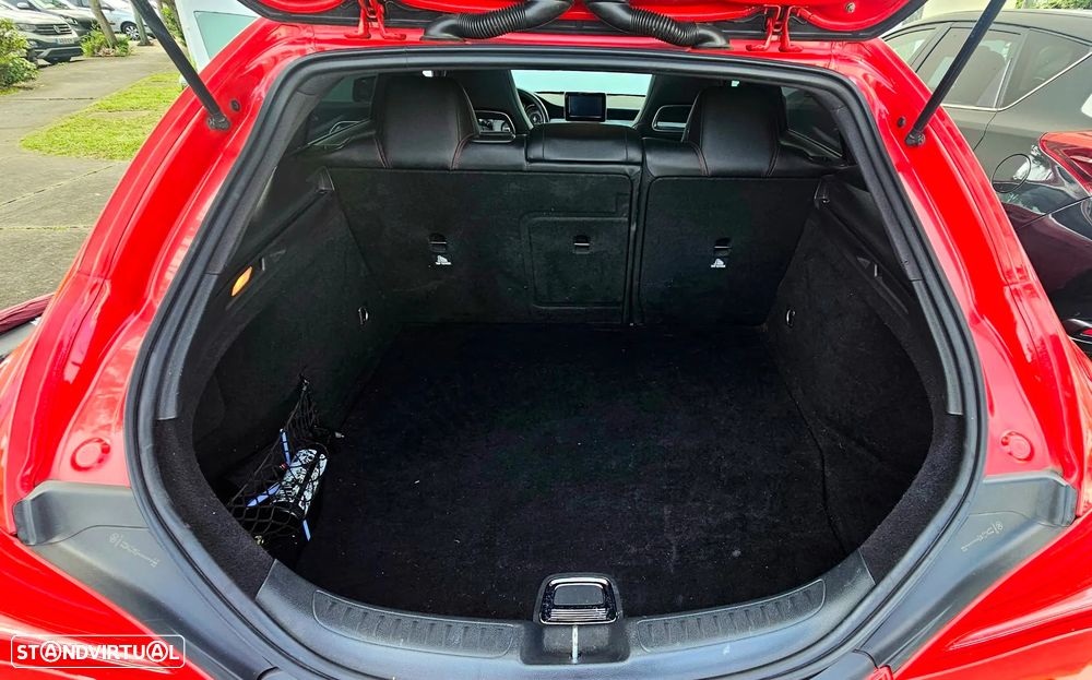 Mercedes-Benz CLA 220 CDi AMG Line Aut.111g - 14