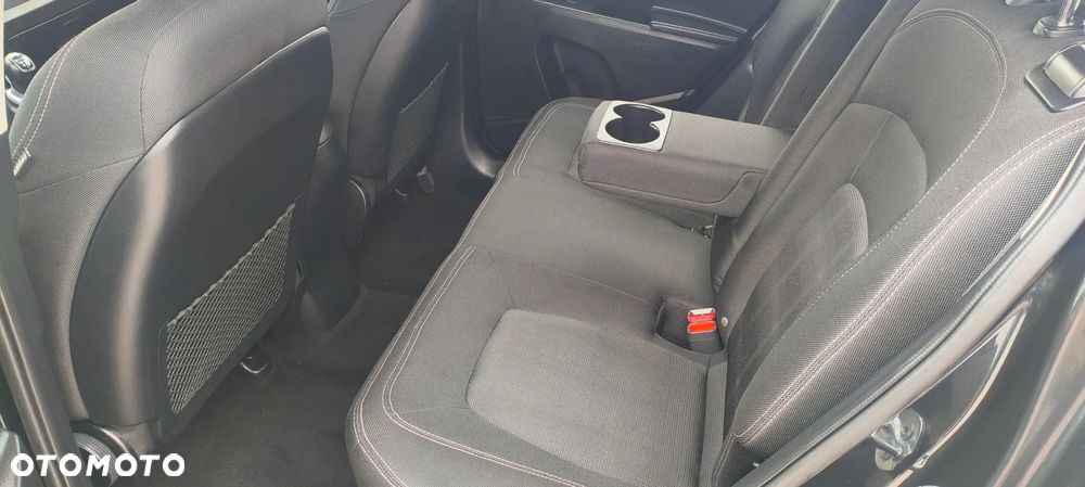 Kia Sportage - 17