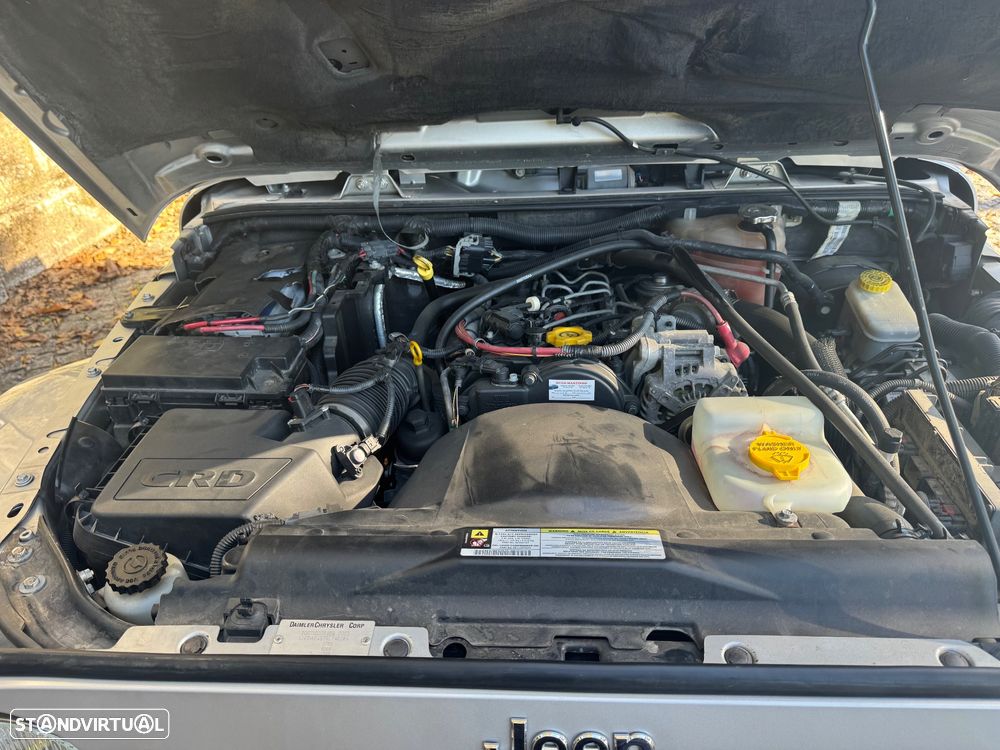 Jeep Wrangler 2.8 CRD ATX Sport - 22