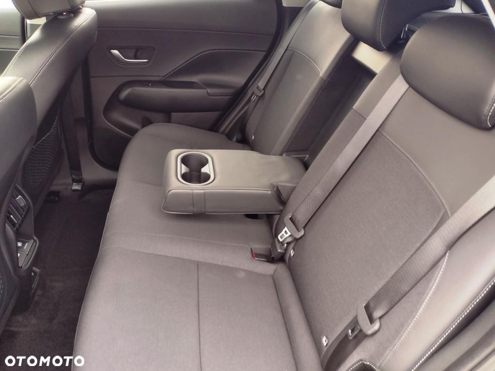 Hyundai Kona 65kWh Executive - 7