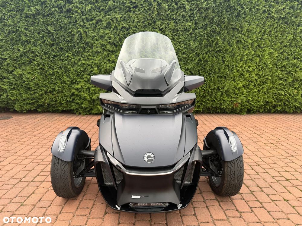 Can-Am Spyder - 6