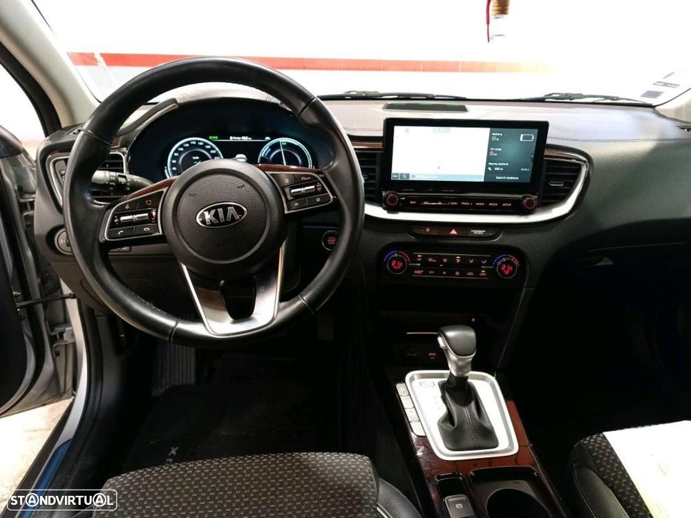 Kia XCeed 1.6 GDi PHEV First Edition - 48