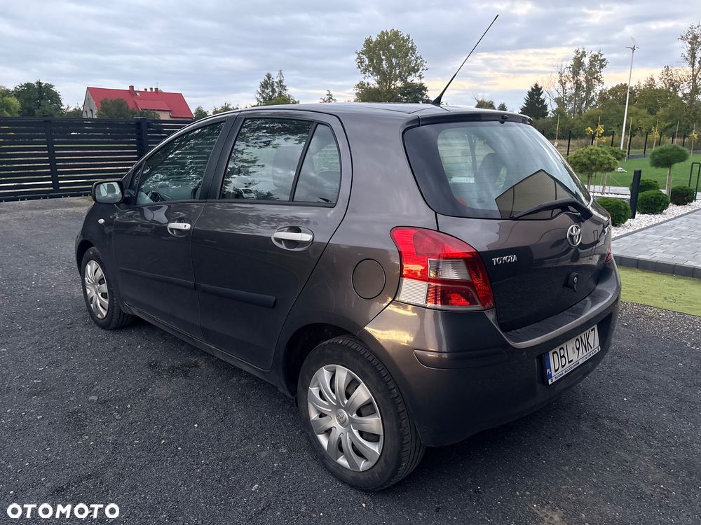 Toyota Yaris - 3