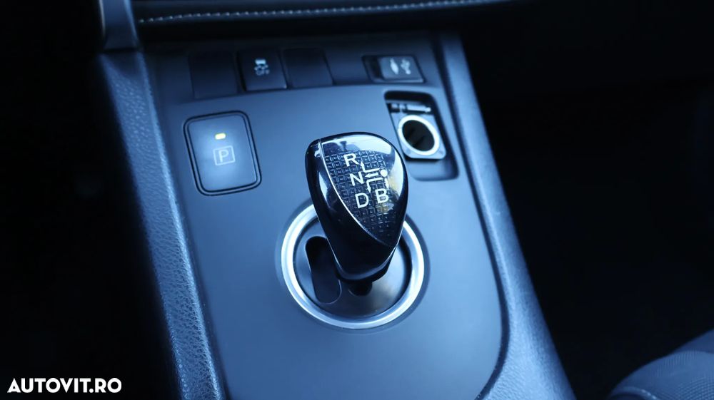 Toyota Auris - 22