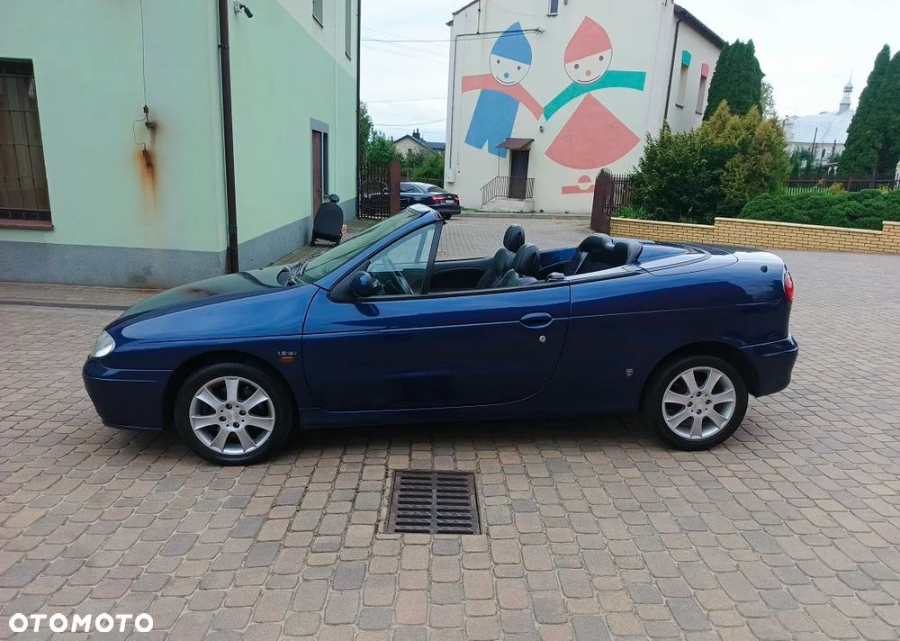 Renault Megane 1.6 Privilege - 12