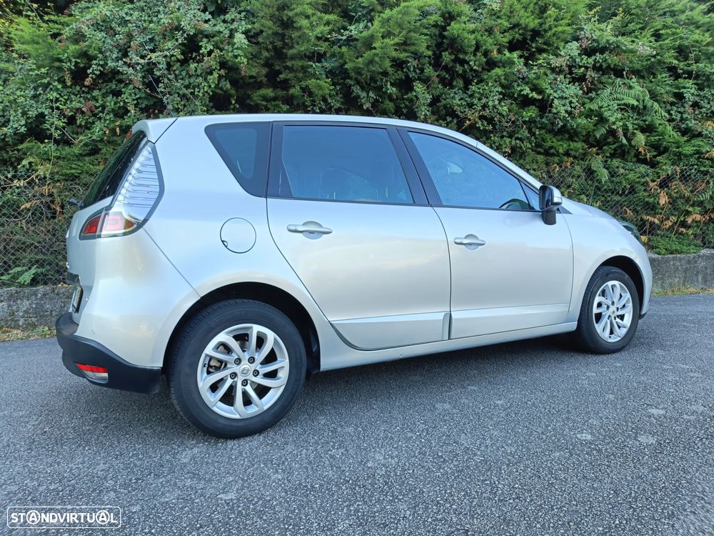 Renault Scénic 1.5 dCi Exclusive SS - 4