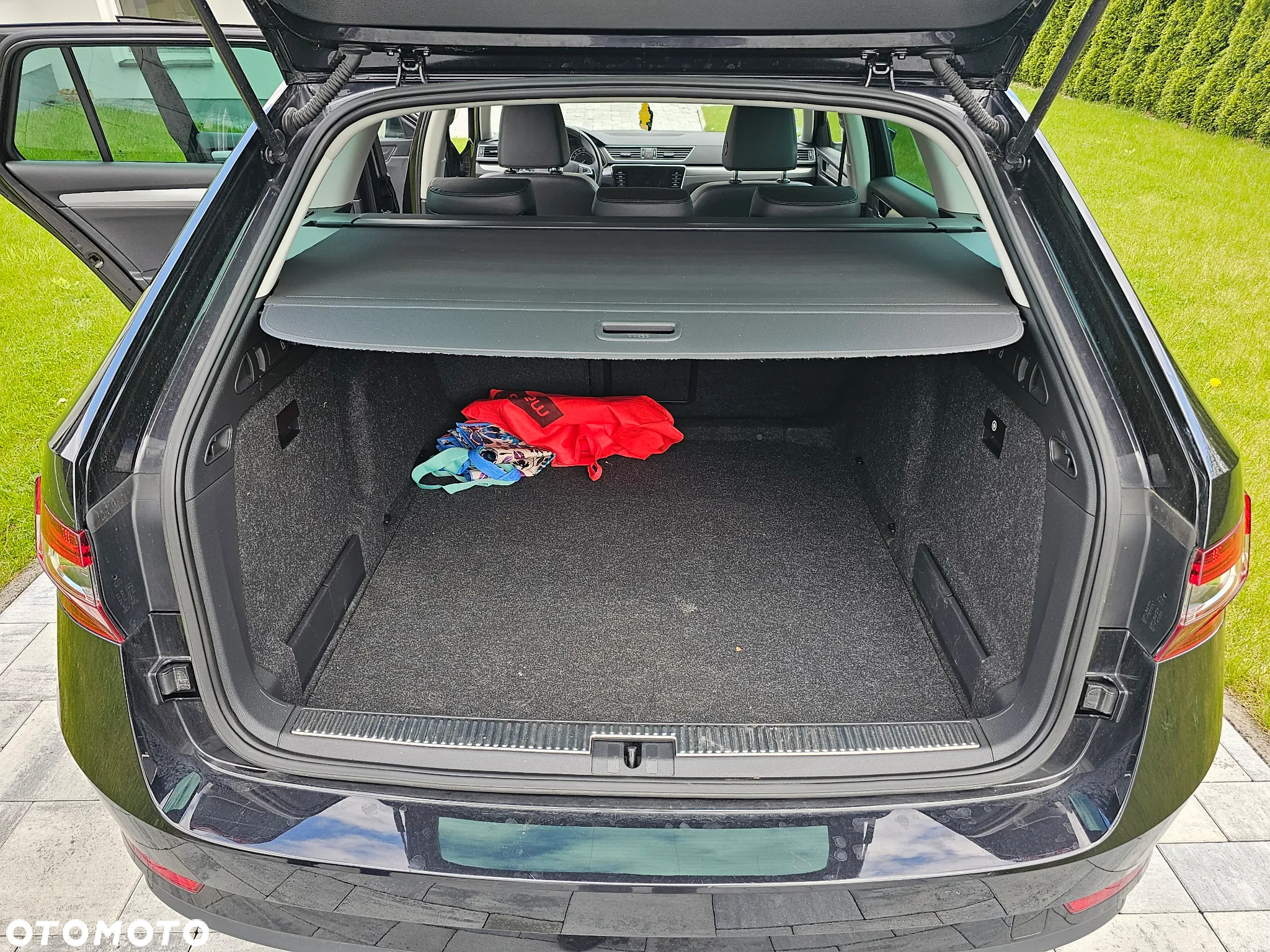Skoda Superb 2.0 TDI Premium Edition - 20
