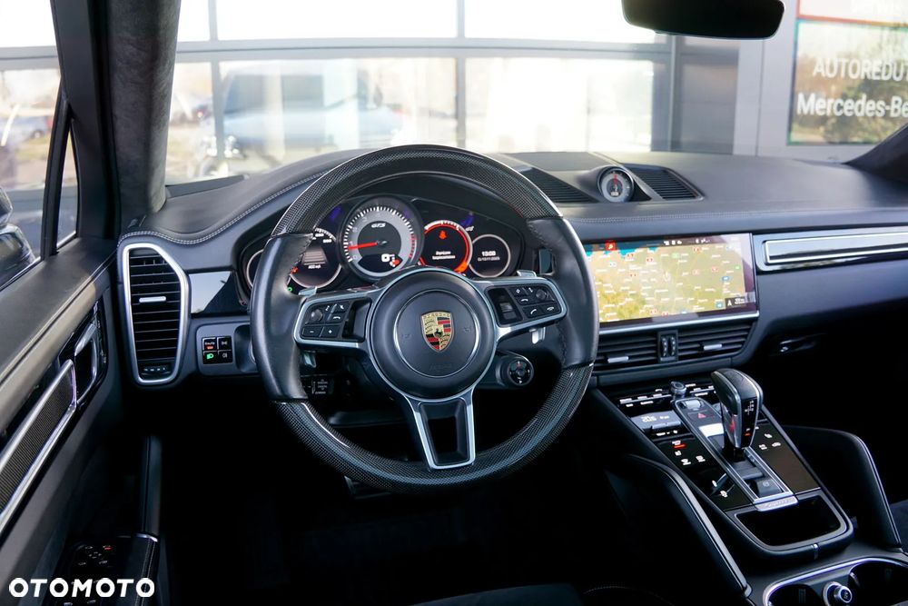 Porsche Cayenne Coupe GTS - 29