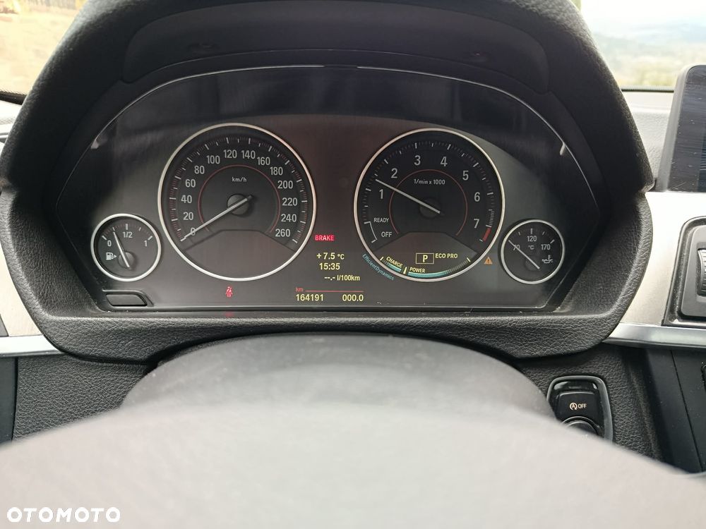 BMW Seria 3 328i - 11