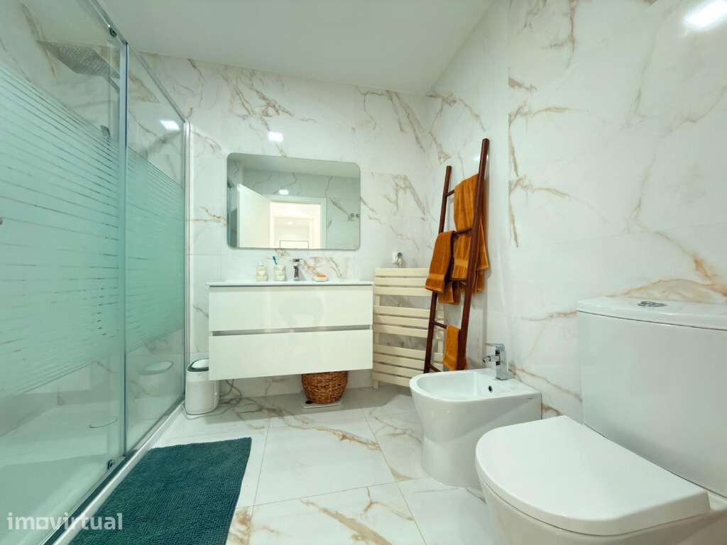 Apartamento T2 com lugar de garagem,Santa Clara - Grande imagem: 5/8