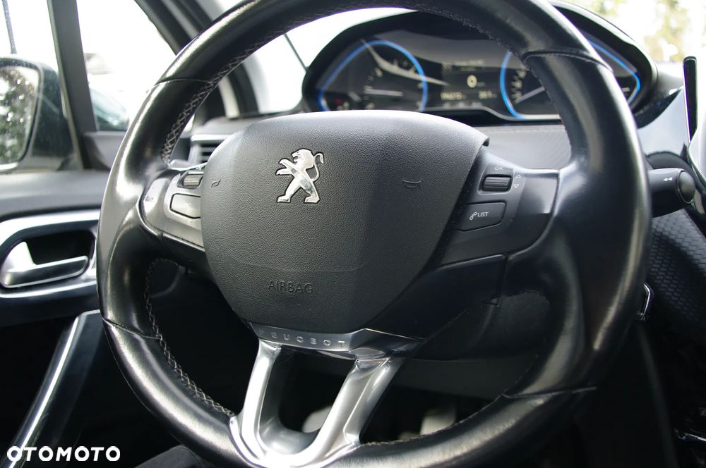 Peugeot 2008 BlueHDi FAP 120 STOP & START Allure - 5