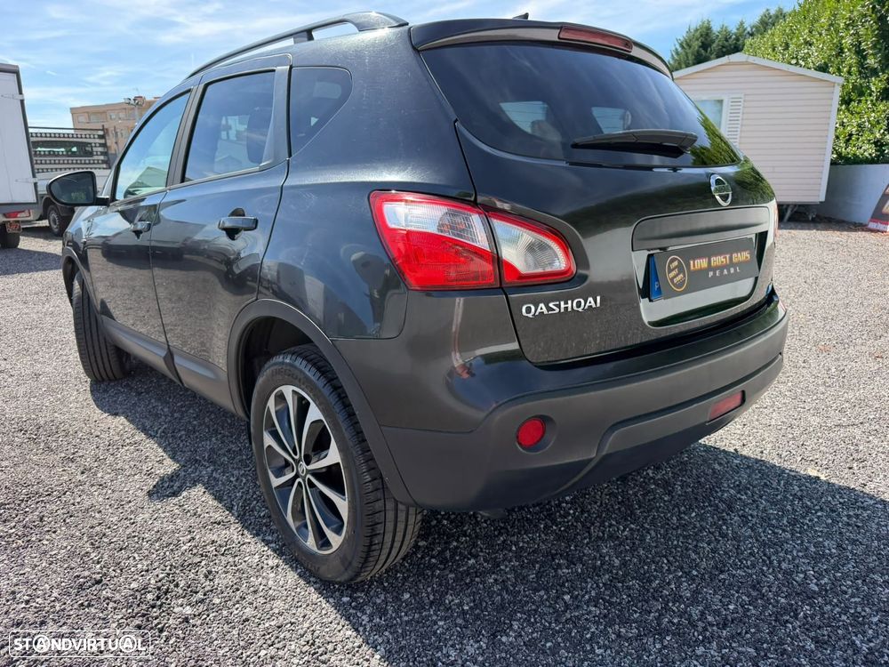 Nissan Qashqai 1.6 dCi Tekna Premium 18 - 34