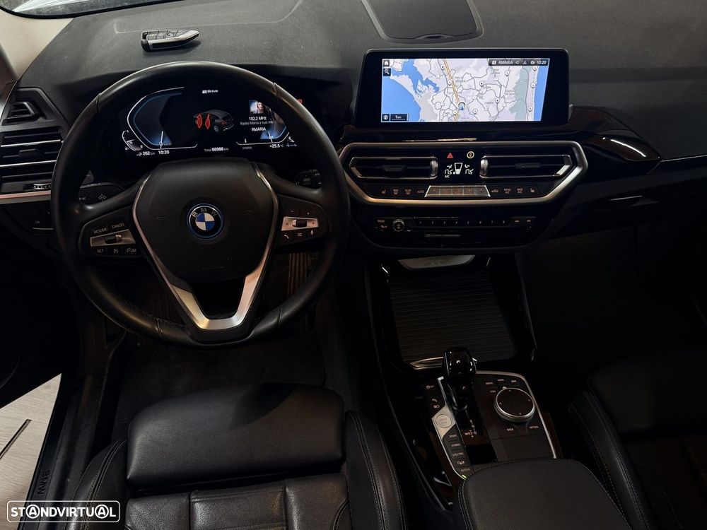 BMW X3 30 e xDrive Line Luxury - 9