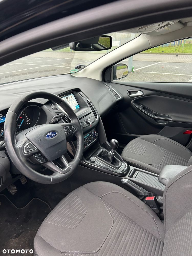 Ford Focus 1.0 EcoBoost Start-Stopp-System TITANIUM STYLE - 27