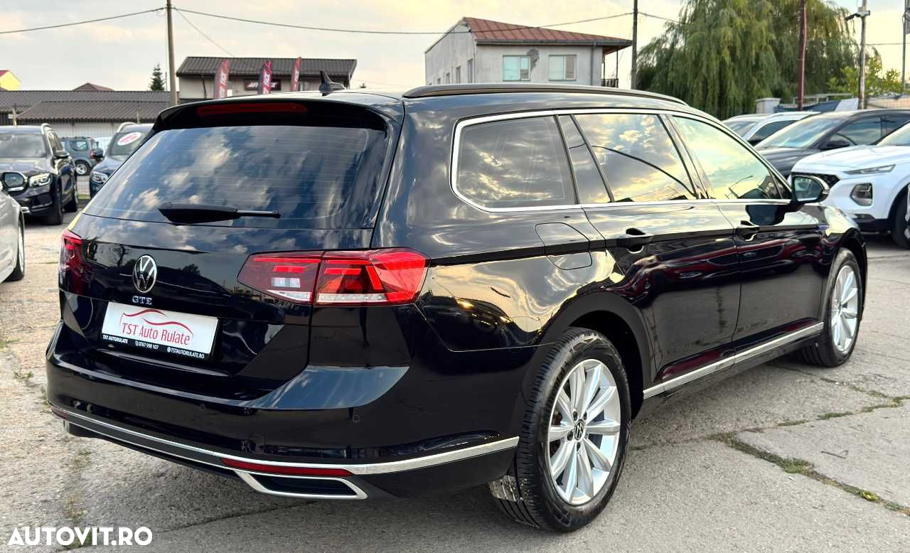 Volkswagen Passat - 8