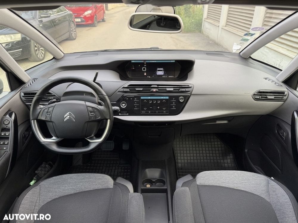 Citroën C4 Picasso PureTech 130 Stop&Start EAT6 SHINE - 6