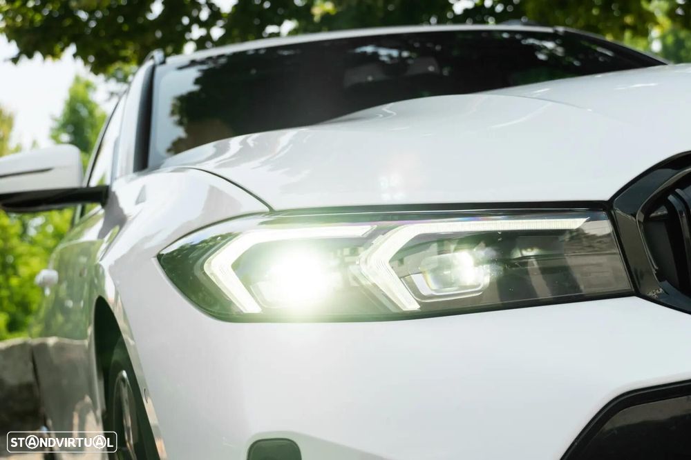 BMW 318 d Pack Desportivo M Pro Auto - 34