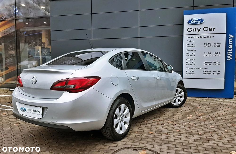 Opel Astra - 19