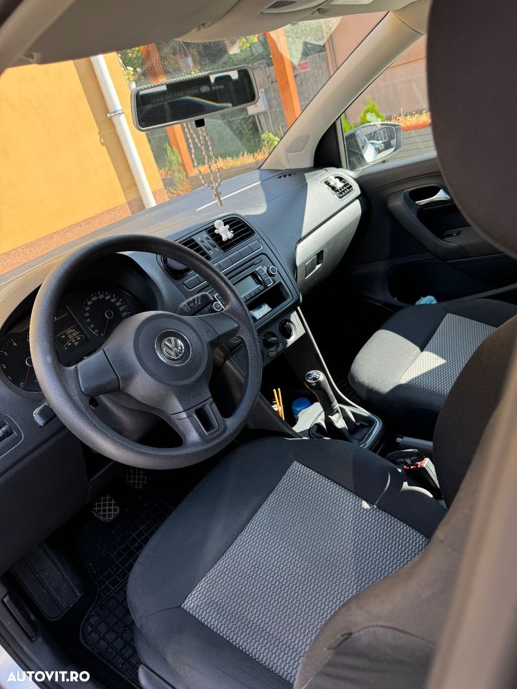 Volkswagen Polo - 6