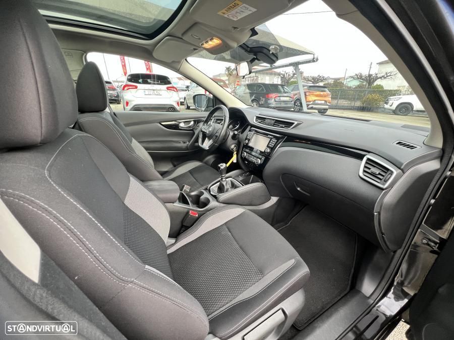Nissan Qashqai 1.5 dCi N-Connecta - 25