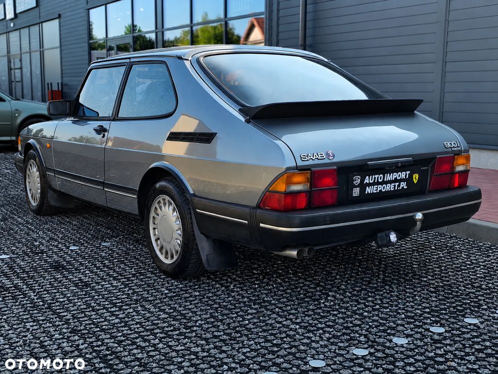 Saab 900 - 6