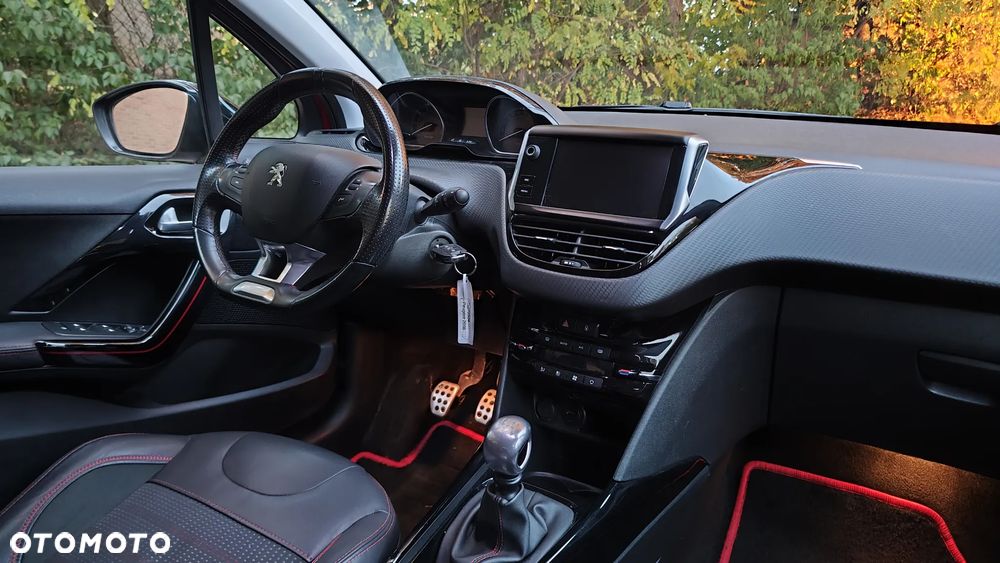Peugeot 2008 PureTech 130 Stop&Start GT-Line Edition - 26