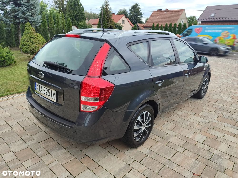 Kia Ceed 1.4 Comfort + - 19