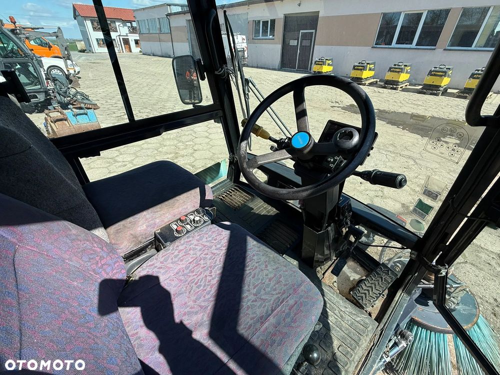 Schmidt Compact 200 - 6