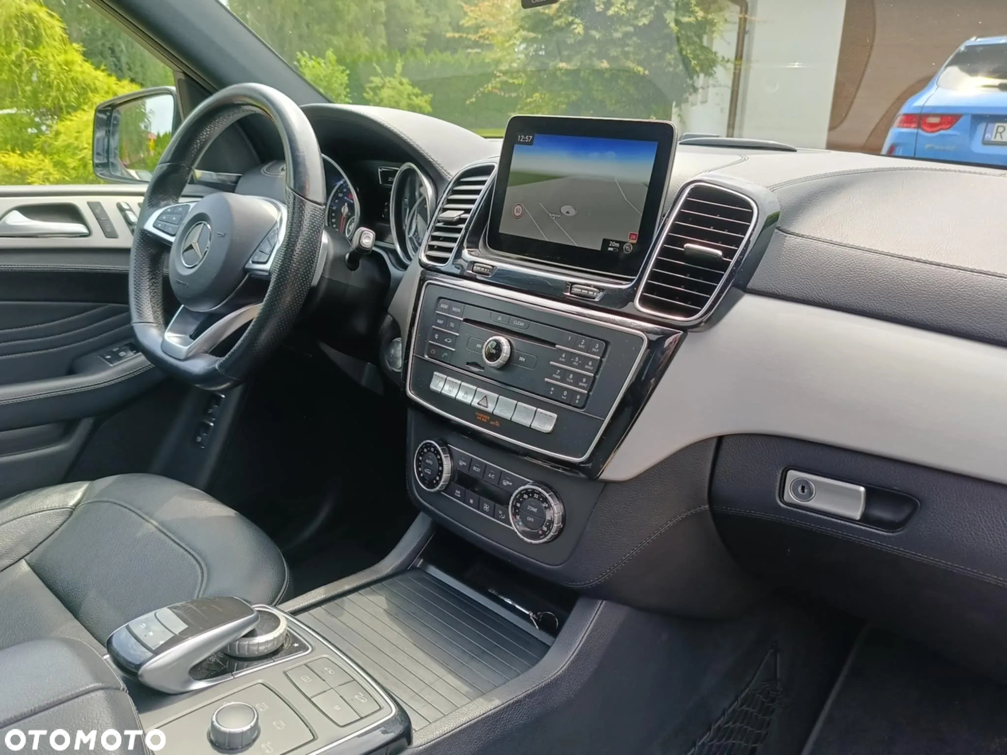 Mercedes-Benz GLE 500 e 4Matic 7G-TRONIC AMG Line - 18