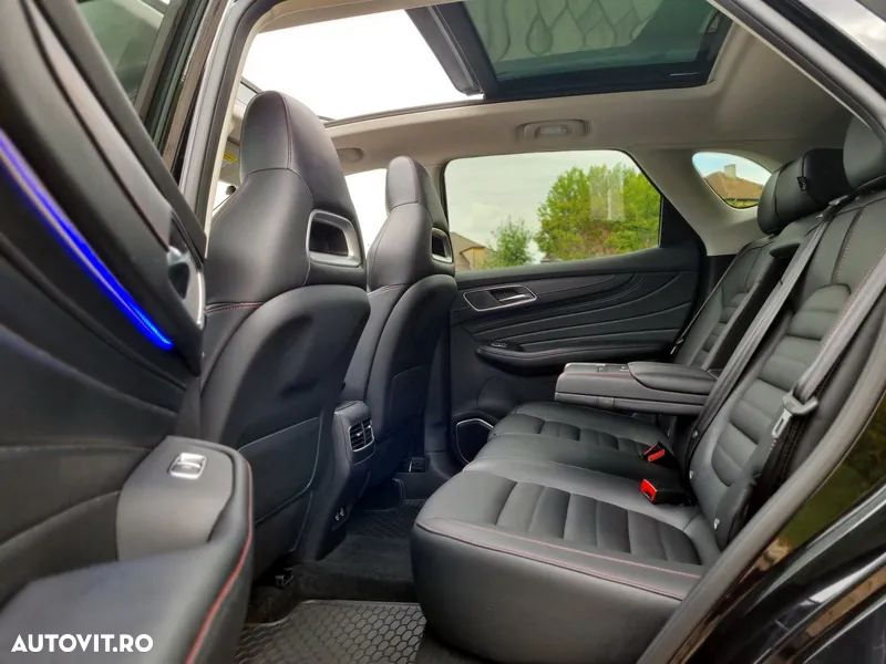 MG EHS 1.5T-GDI PHEV Luxury - 11