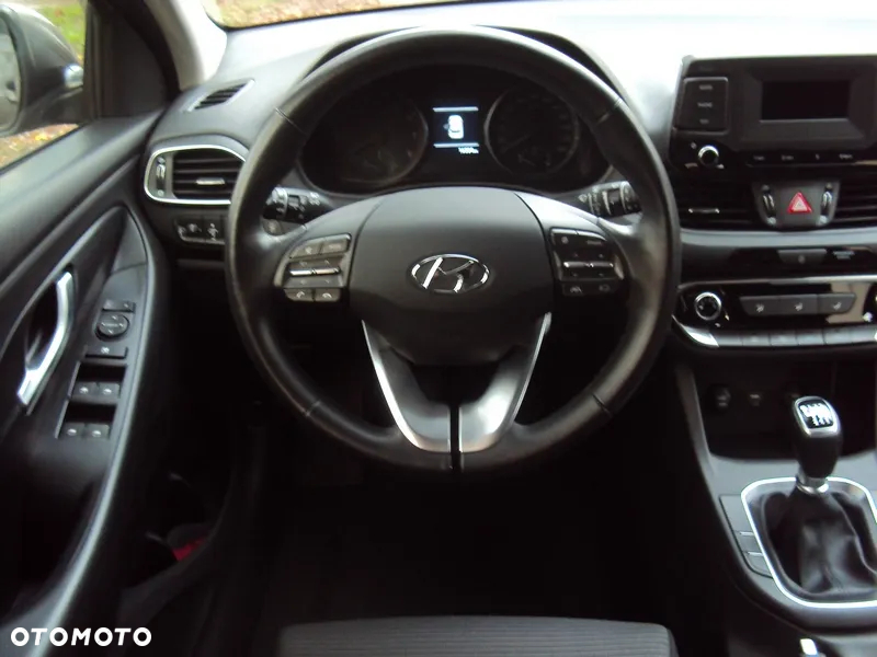 Hyundai i30 1.5 DPI Comfort - 9