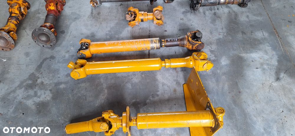 Wał pędny Case 821