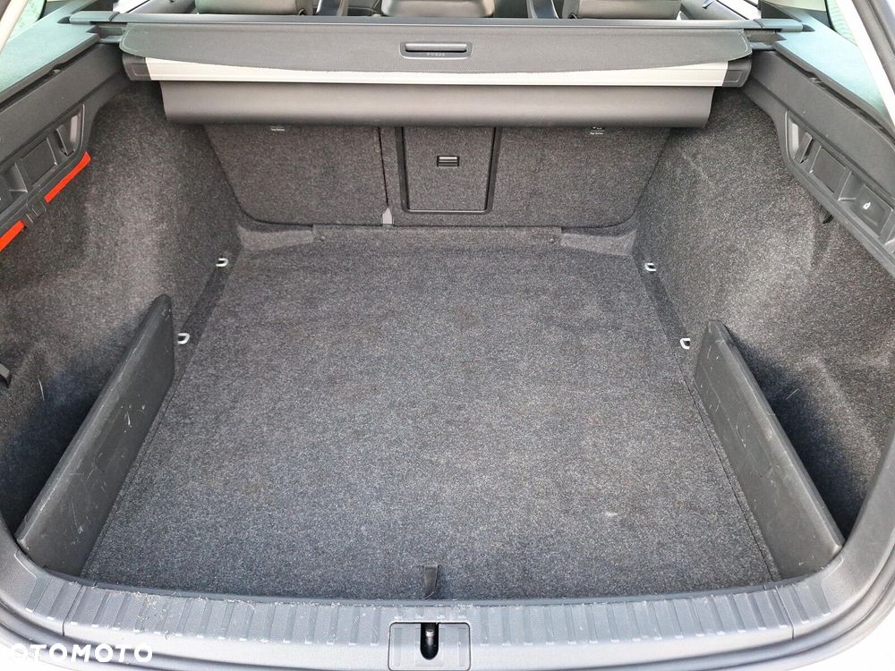 Skoda Octavia 2.0 TDI SCR Style DSG - 36