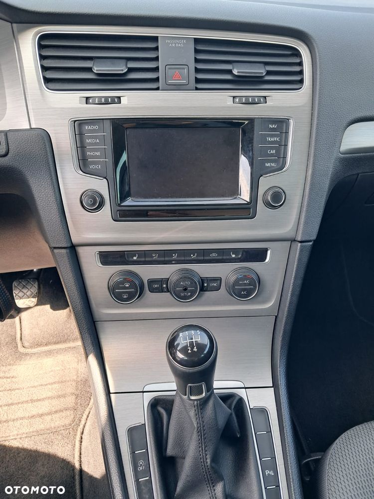 Volkswagen Golf 1.6 TDI 4Motion BlueMotion Technology Comfortline - 10