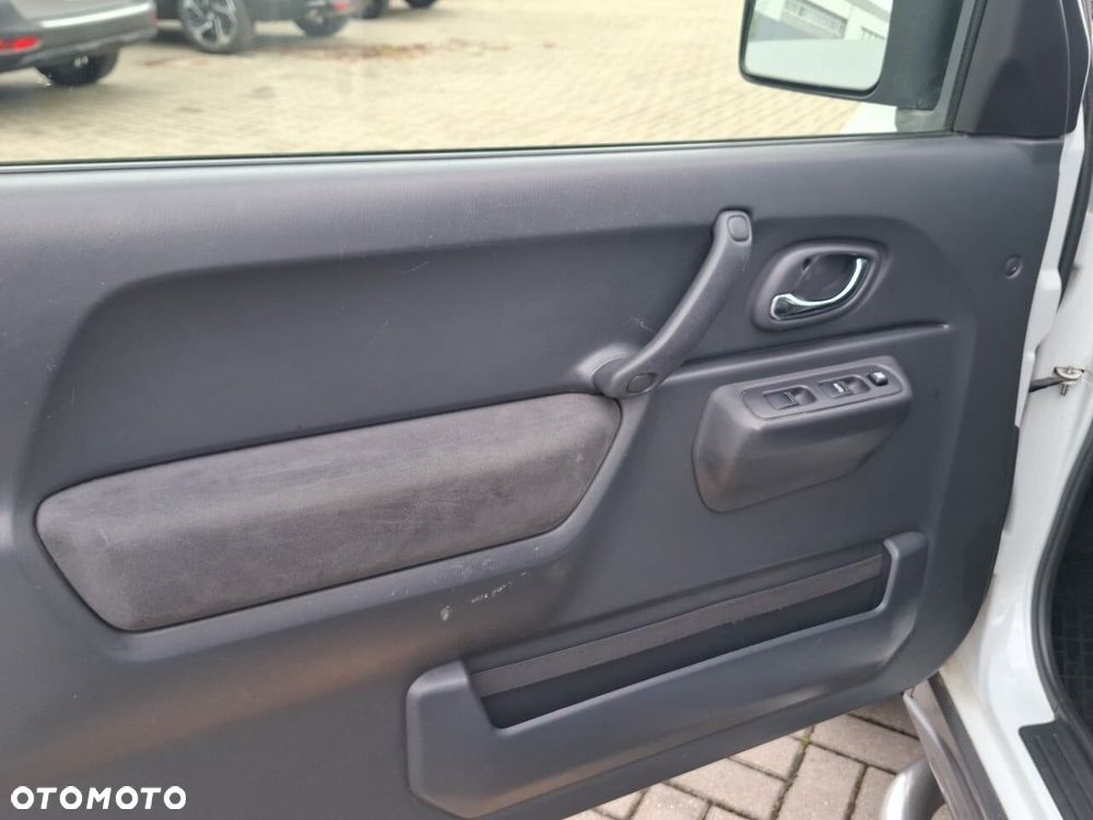 Suzuki Jimny 2015