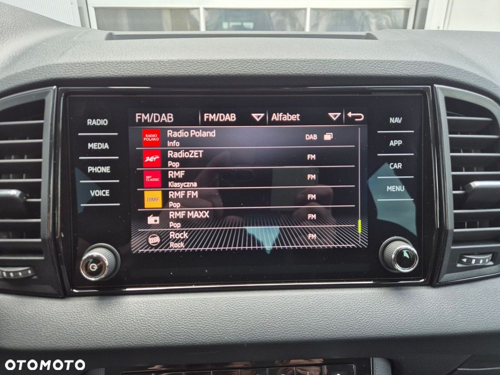 Skoda Karoq 1.5 TSI ACT Drive DSG - 25