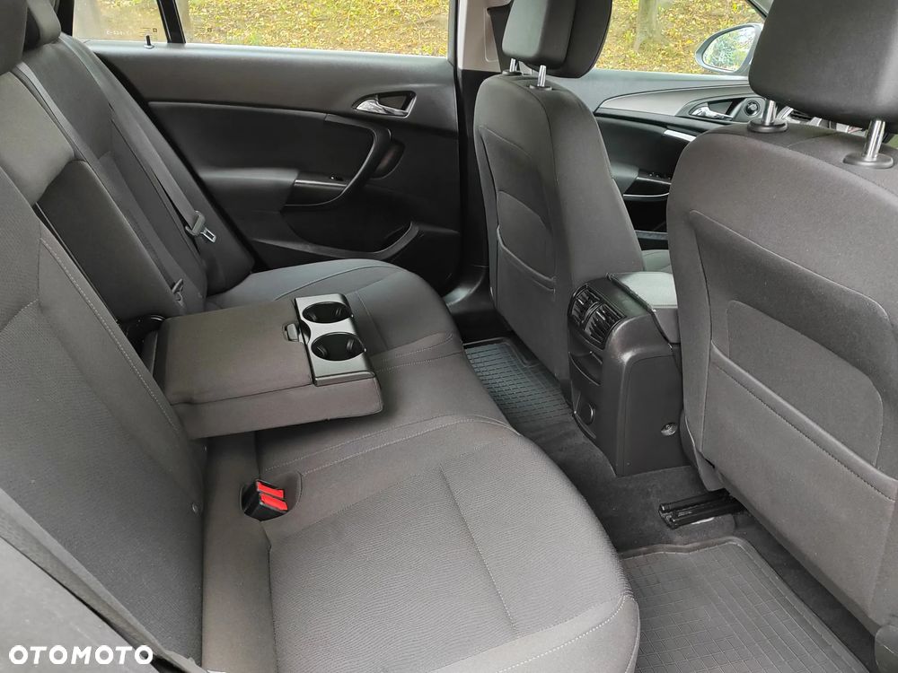 Opel Insignia 1.4 T Cosmo S&S - 10