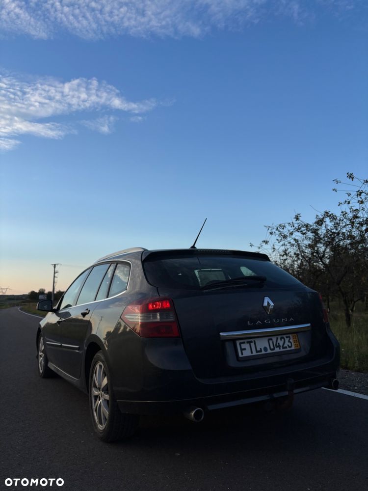 Renault Laguna - 5