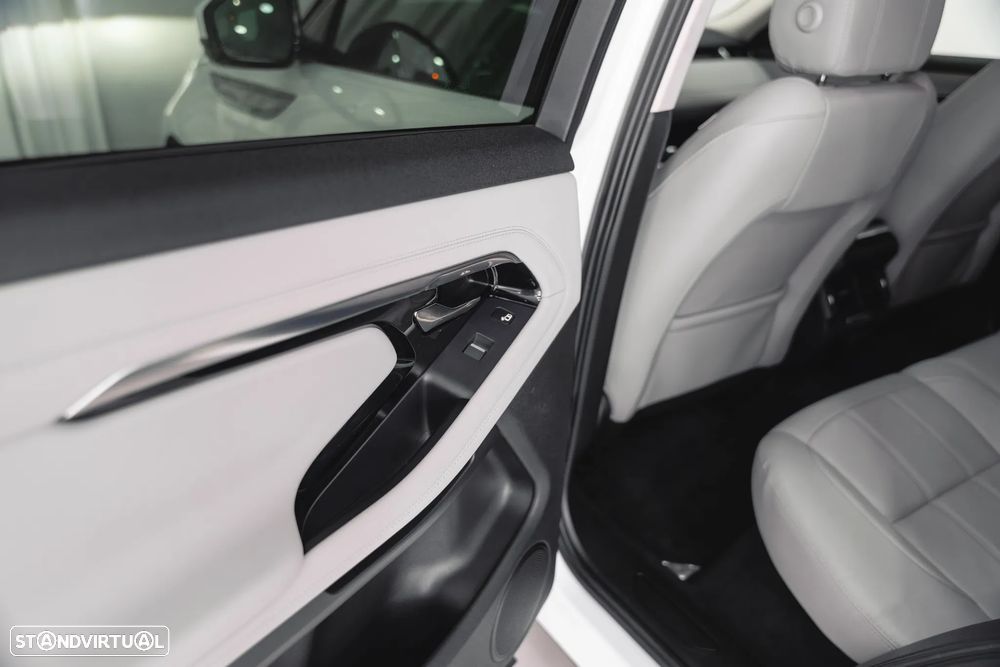 Land Rover Range Rover Evoque P300e R-Dynamic HSE - 45