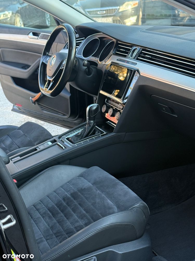 Volkswagen Passat 2.0 TDI BMT Highline DSG - 17