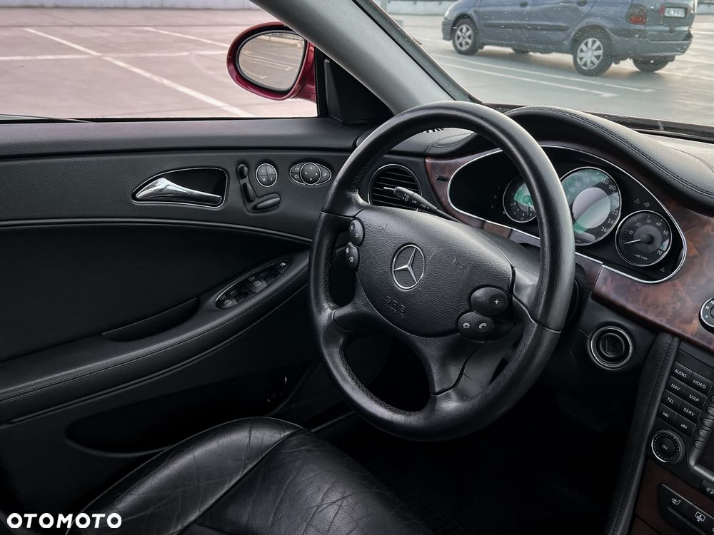 Mercedes-Benz CLS - 38