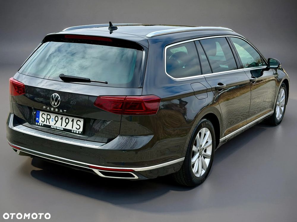 Volkswagen Passat 2.0 TDI EVO Elegance DSG - 6