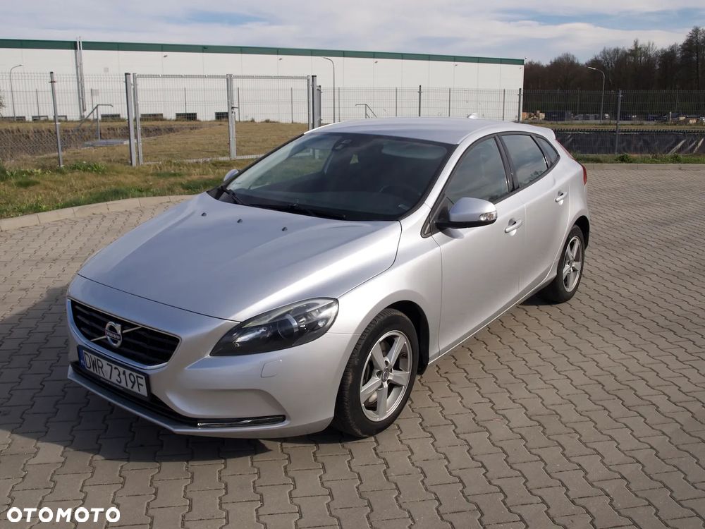 Volvo V40 - 4