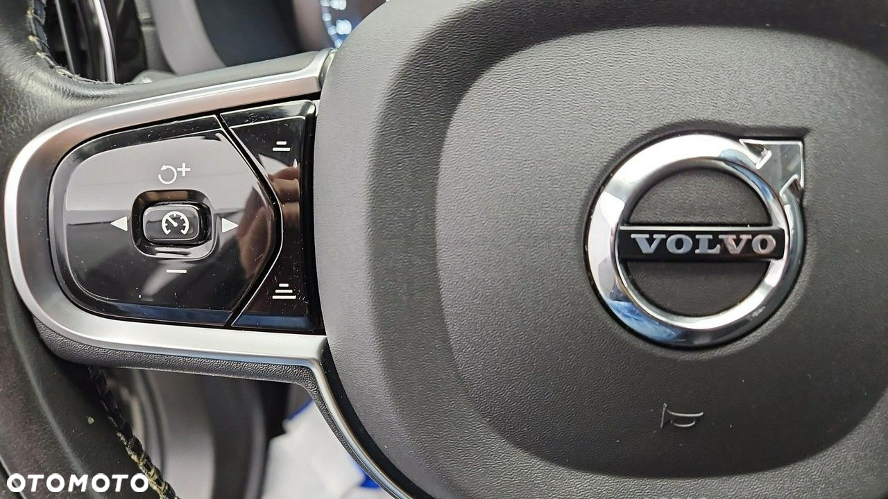 Volvo XC 60 - 16